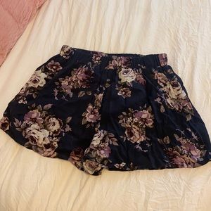Anna Grace | Floral Shorts